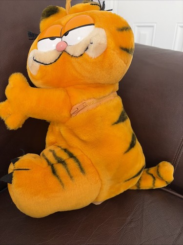 Garfield vintage pyjama case - garfield,