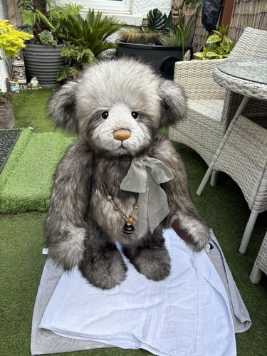 Charlie bears gertrude without - charlie,