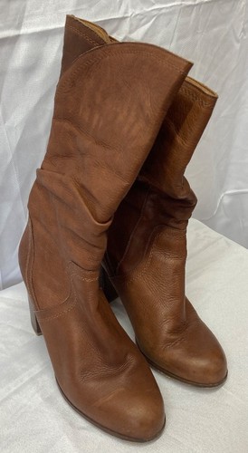 Red dead brown medium - brown,
