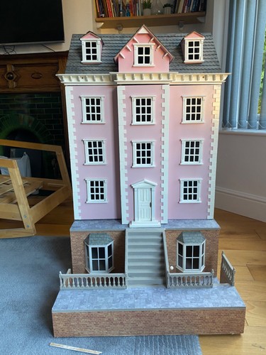 Georgian style dolls house - georgian,