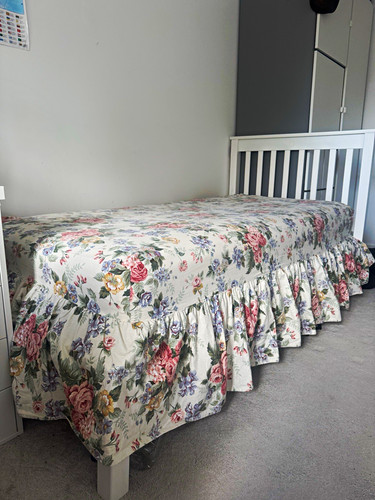 Vintage floral single - floral, bed
