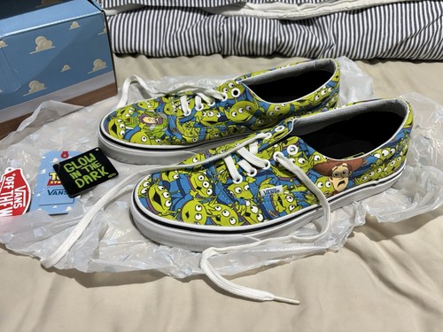 Vans toy story - story, x