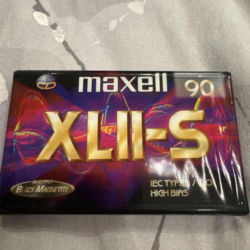 Maxell xlii blank - type, 2