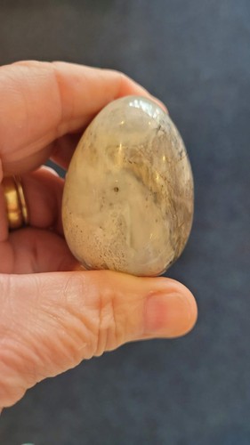 Grey agate crystal - crystal, egg