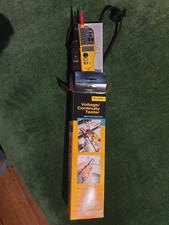 Fluke T130 Voltage and