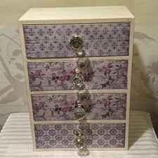 Shabby Chic Freestanding