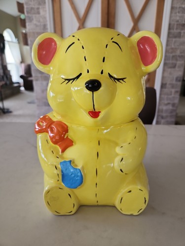 Yellow stitched teddy bear - yellow,