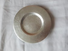 Silver crackled-effect pillar