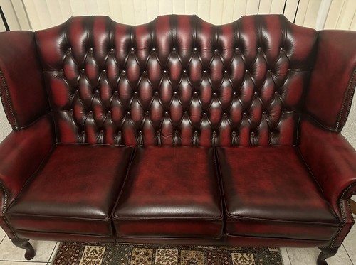 Stunning piece chesterfield - stunning, 3-piece