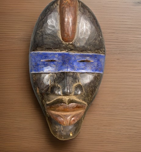 Authentic african art wood - art,