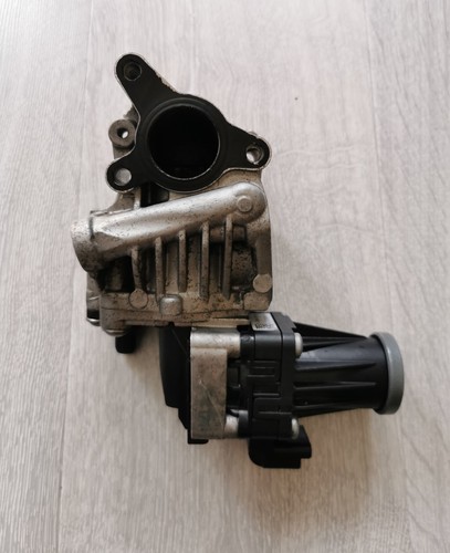 Volvo egr valve 32242452volvo - egr,