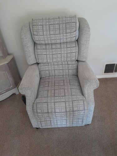 150 electric reclining - 150°,
