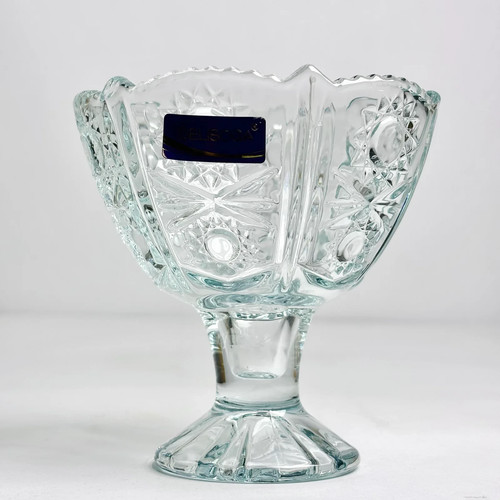Piece footed glass bowls - 6,