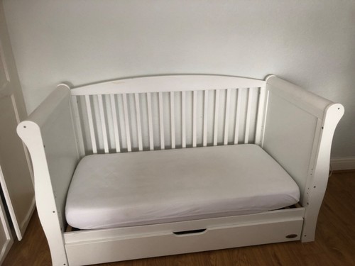 Obaby white cotbed suitable - white,