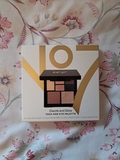 No7 Dazzle And Glow Face And