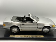 Maisto 1:18 Scale Mercedes 500
