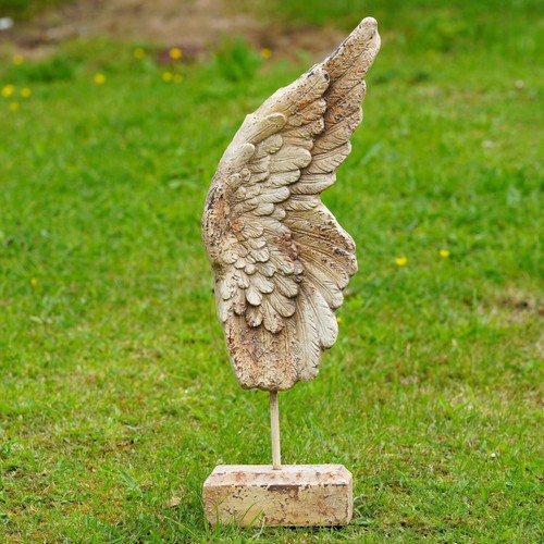 Large wing sculpture - sculpture, resin
