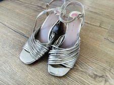 Stradivarius sparkly gold