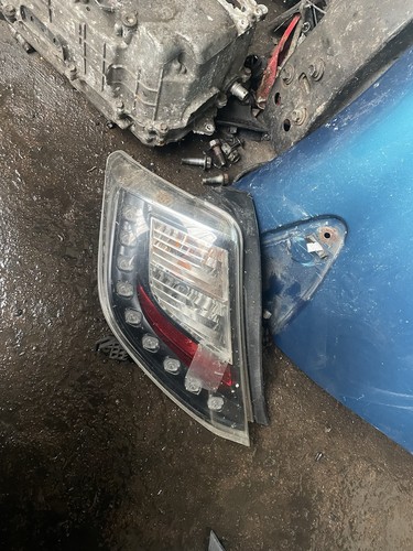 Toyota yaris passenger side - toyota,