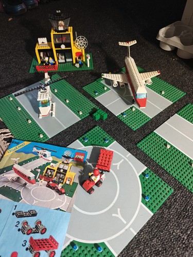 Lego town 6392 airport - lego,