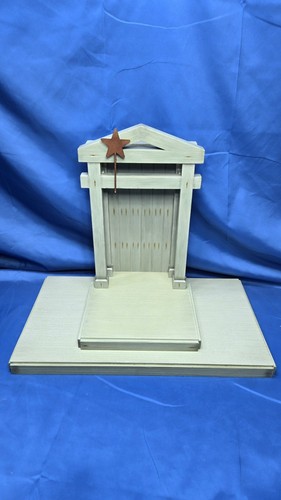Willow tree creche stable - creche,