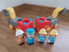 ELC HAPPYLAND 4 firefighters & 2x articulated fire engine with extendable ladder