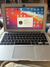 Apple MacBook Air 11 inch Mid