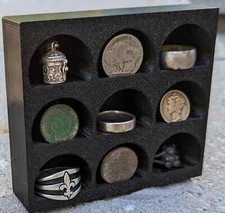Display Cave - displays coins