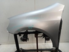 VOLKSWAGEN GOLF Left Front