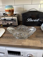 Clear Cut Glass Oval Scalloped