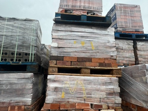 Reclaimed brindle bricks - reclaimed,