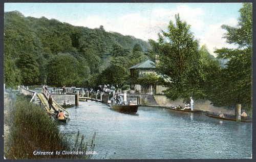 Cookham lock between - cookham, lock.