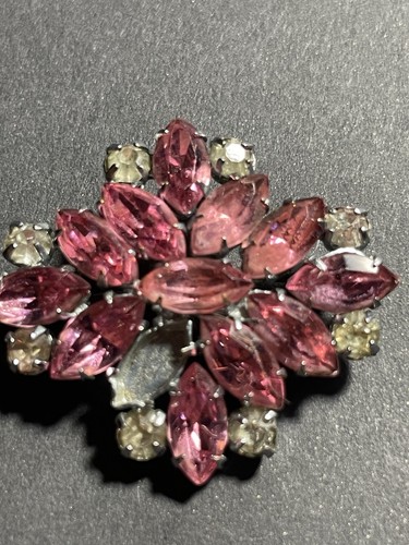 Vintage unsigned brooch - unsigned,