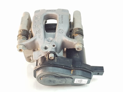 1672362580 right rear brake