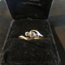 Beautiful Vintage 18ct Gold