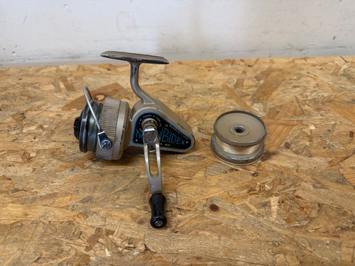 Vintage fishing tackle jw - -,