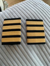 Pilot Captain,Gold Strips
