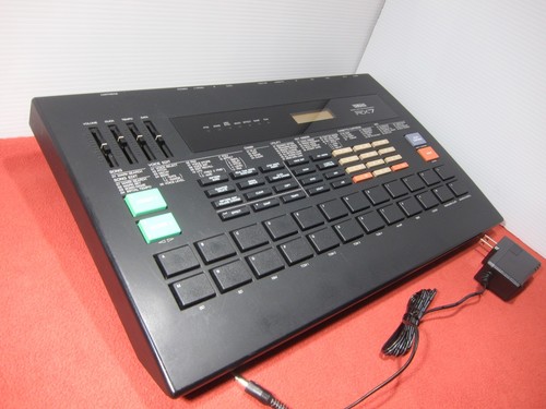 Yamaha rx7 rhythm drum machine - drum,
