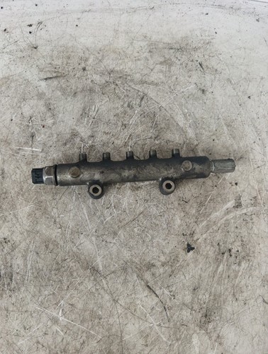 Fuel injection rail and sensor - injection,