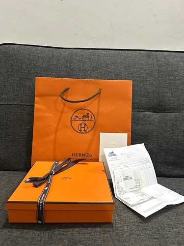 Hermès orange gift box - hermès,