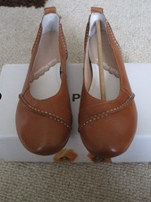 BRAND NEW IN BOX HUSH PUPPIES