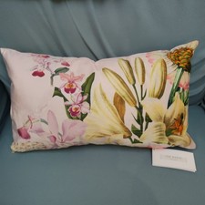 Ted Baker Taisha velvet Pink