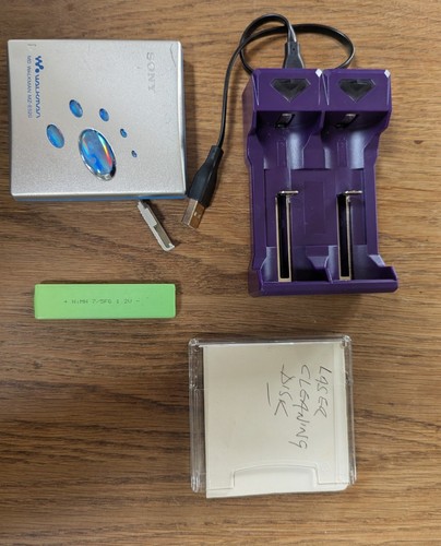 Sony e520 minidisc - sony, mz-e520