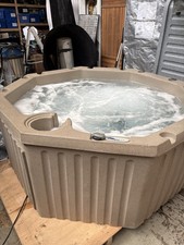 Ex Hire American Hot Tub