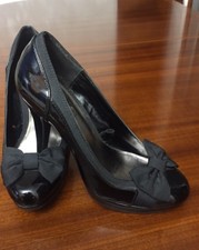 SIZE 5 EU 38 BLACK PATENT BOW