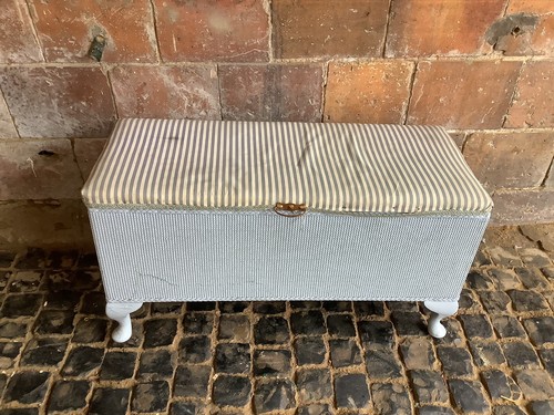 Old used vintage lloyd loom - vintage,