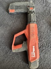 Hilti DX 6 Nail Gun with MX72
