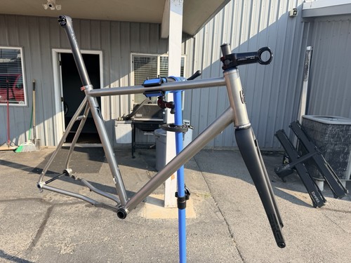 Titanium sage skyline - titanium,