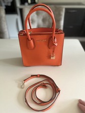 MICHAEL KORS Mercer Messenger