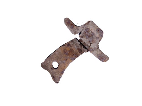 Mercedes w123 wheel trim clip - mercedes,